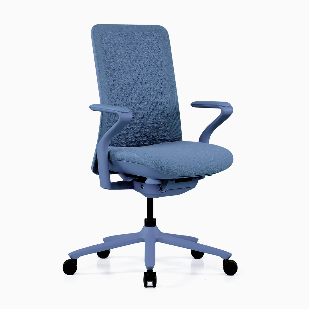 Desky Freya Ergonomic Mesh Chair