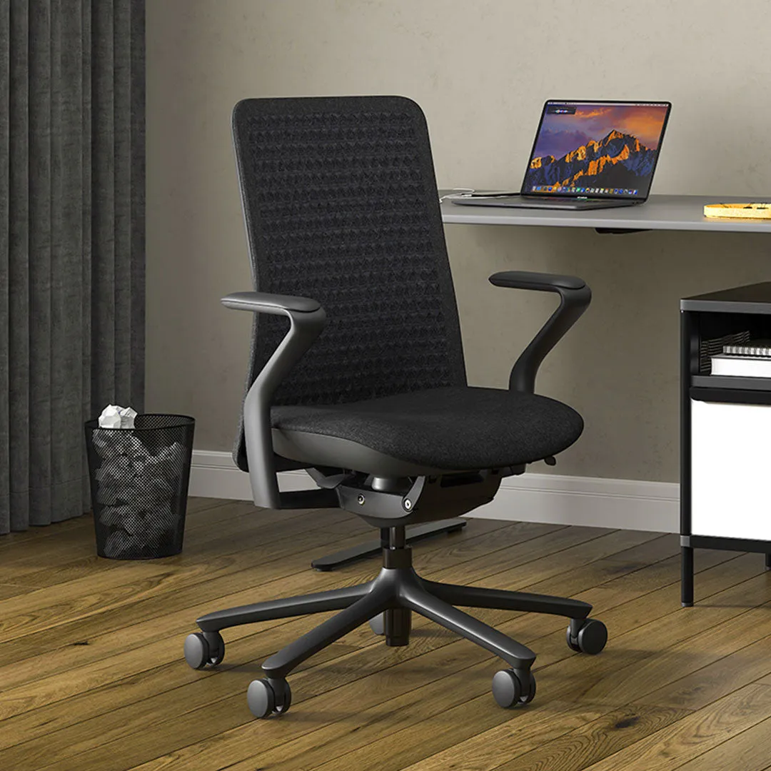 Desky Freya Ergonomic Mesh Chair