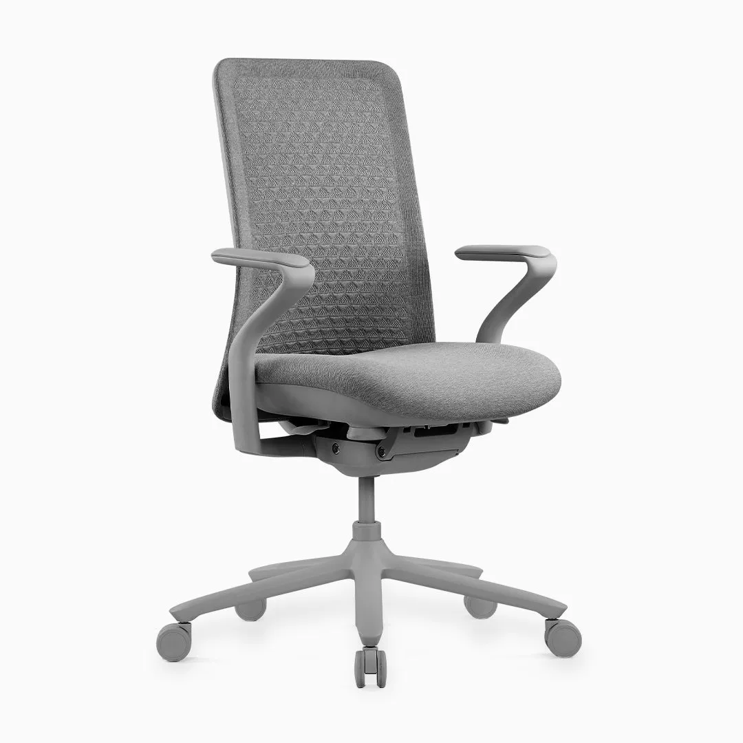 Desky Freya Ergonomic Mesh Chair