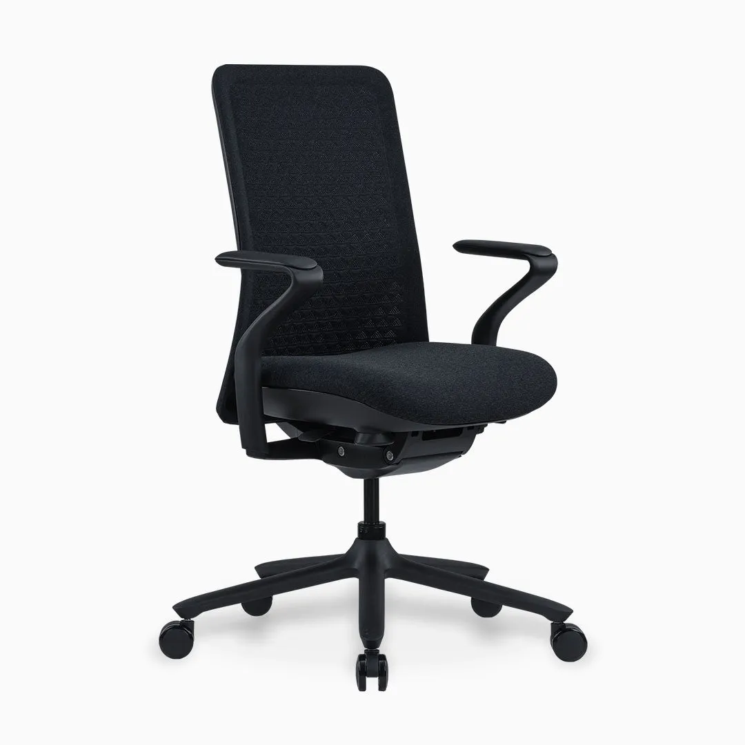 Desky Freya Ergonomic Mesh Chair
