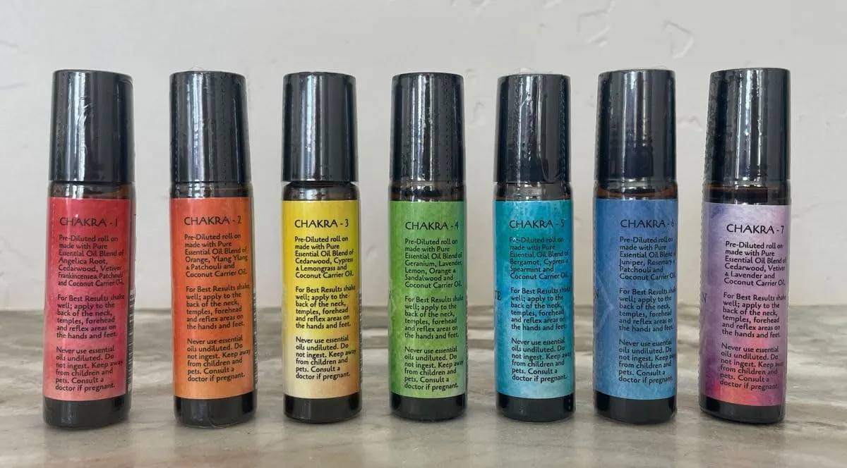 Fabulous Frannie Chakra Complete Pre-diluted Roll On Set with Travel Bag Made with Pure Essentials Oils 10ml (Pack of 7)