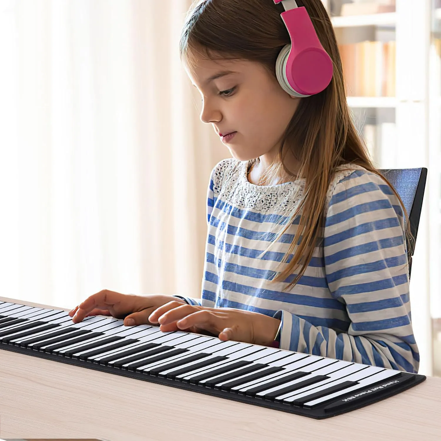 Kids Foldable Piano, Flexible Soft Electric Digital Roll Up Keyboard Piano for Beginners and Children