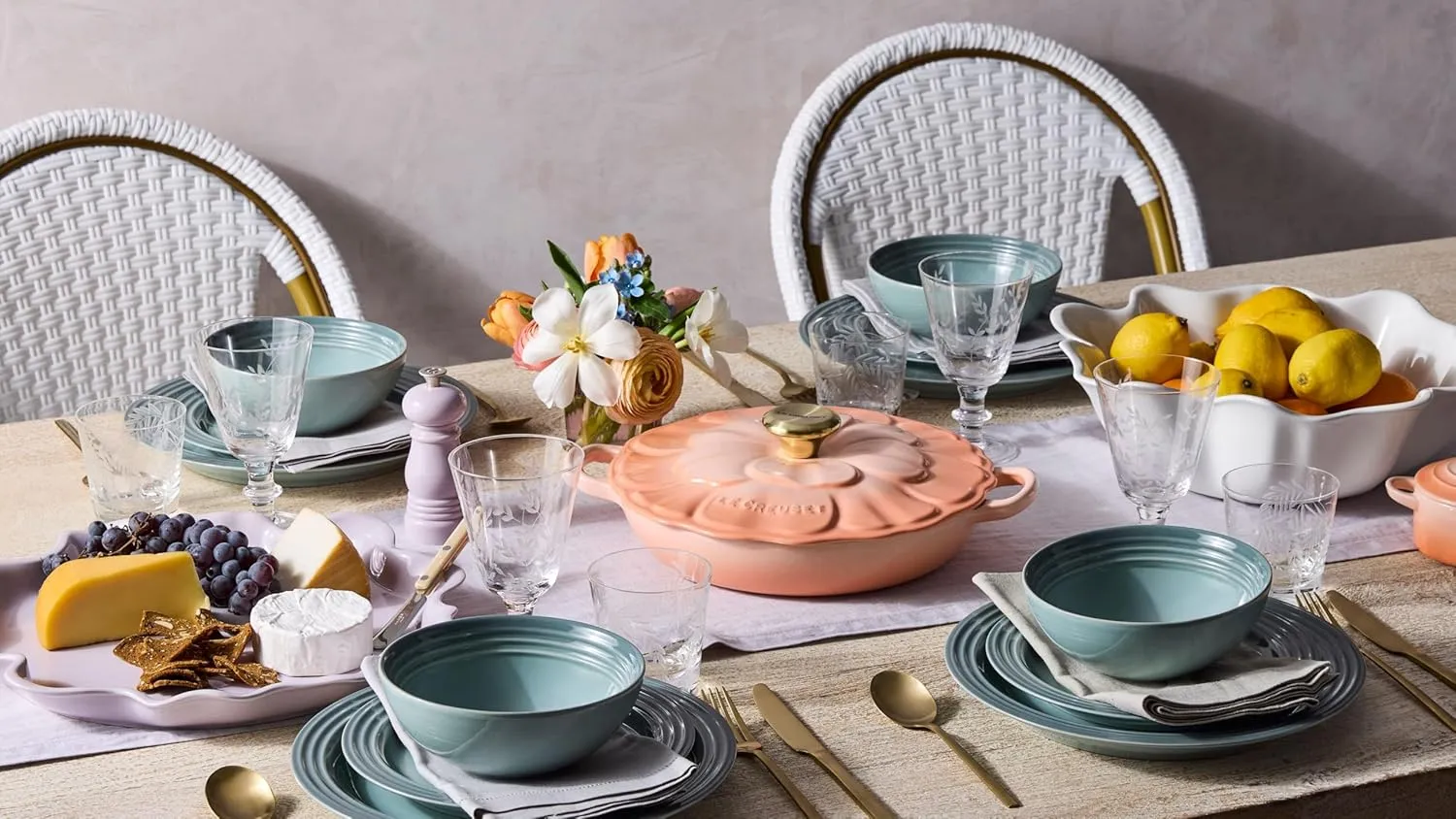 Le Creuset Stoneware Set of 4 Soup Bowls, 22 oz. (6.25") each, Sea Salt