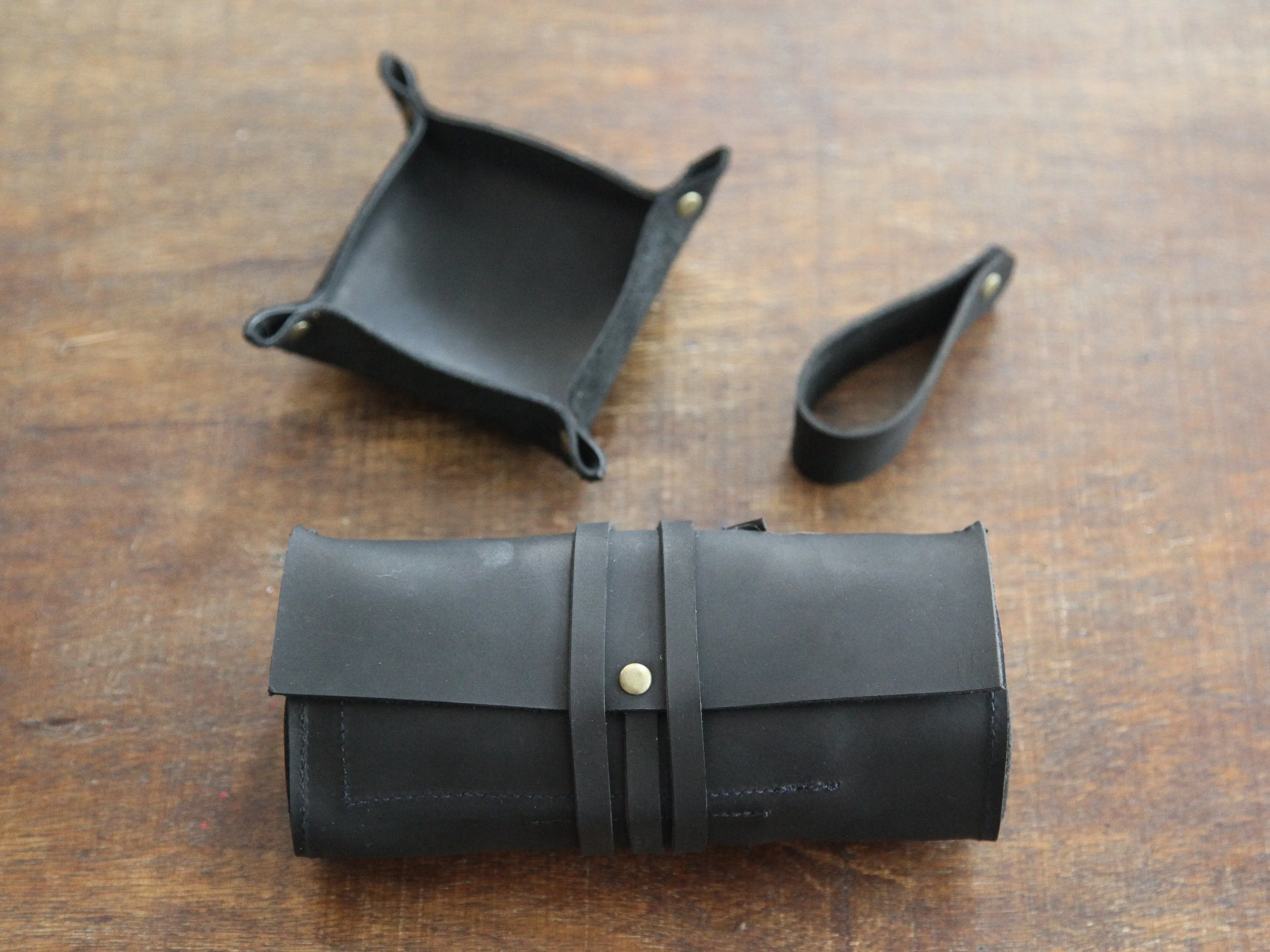 Leather Pipe Pouch for 1-Pipe, Handmade 1-Pipe Rollup Bag, Single-Pipe Rollup Pouch, Matte Black