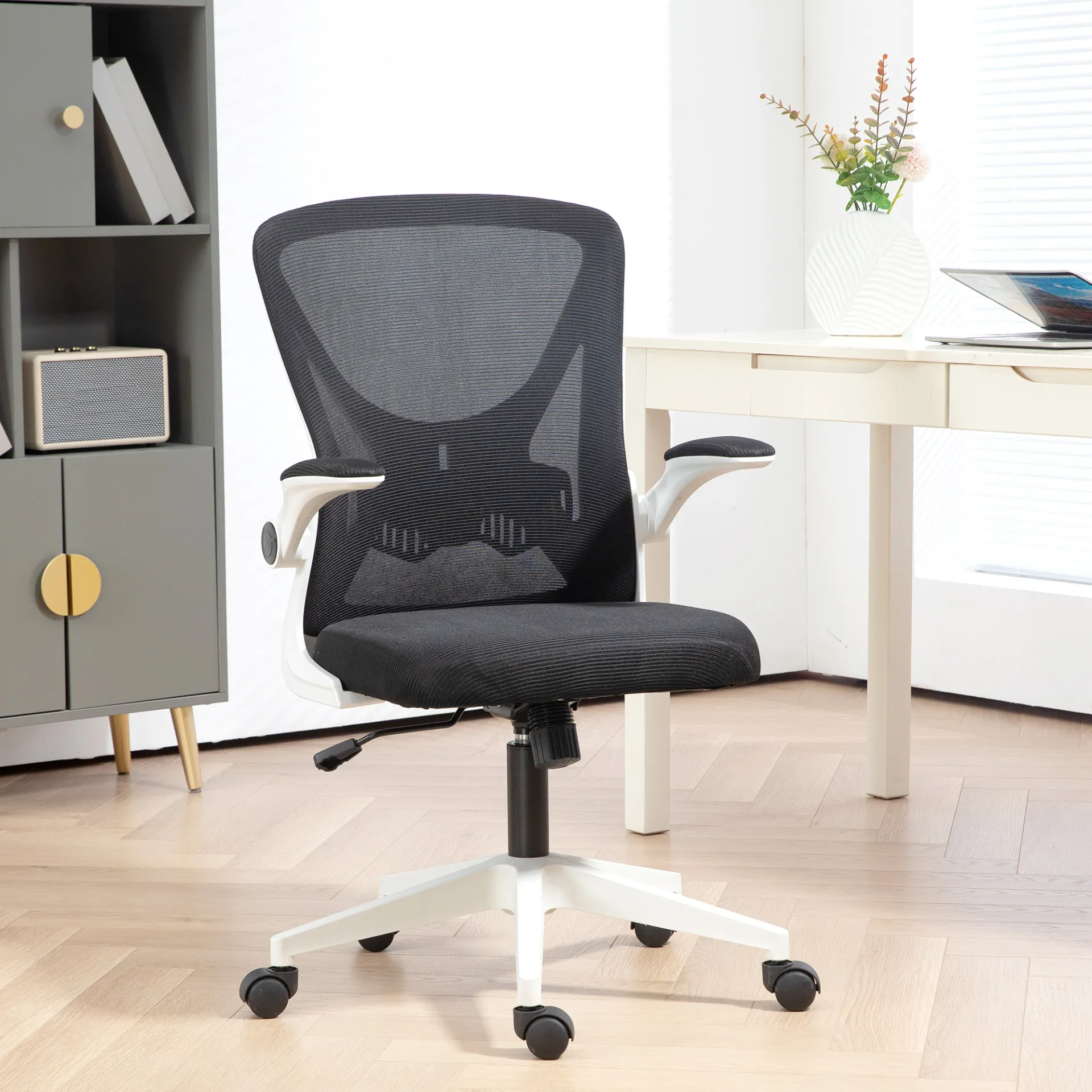 Mesh Office Chair with Flip-Up Armrests, Adjustable Height, Tilt, Ergonomic Desk Chair, Black & White | Vinsetto