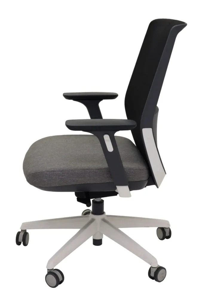 Motion - Mesh Chair