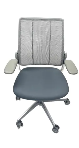 New Open Box Diffrient Smart Task Chair