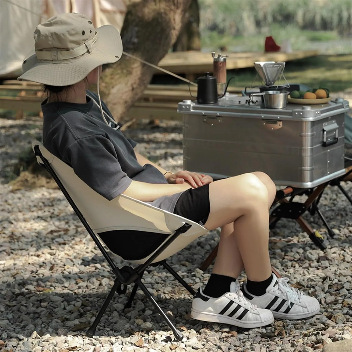 Portable Stool Portable Folding Chair Can Be Stored Fishing Small Stool Painting Sketching Backrest Chair Breathable Mesh Picnic Chair Folding Stool(Beige,14.6 * 13.2 * 34.6in)