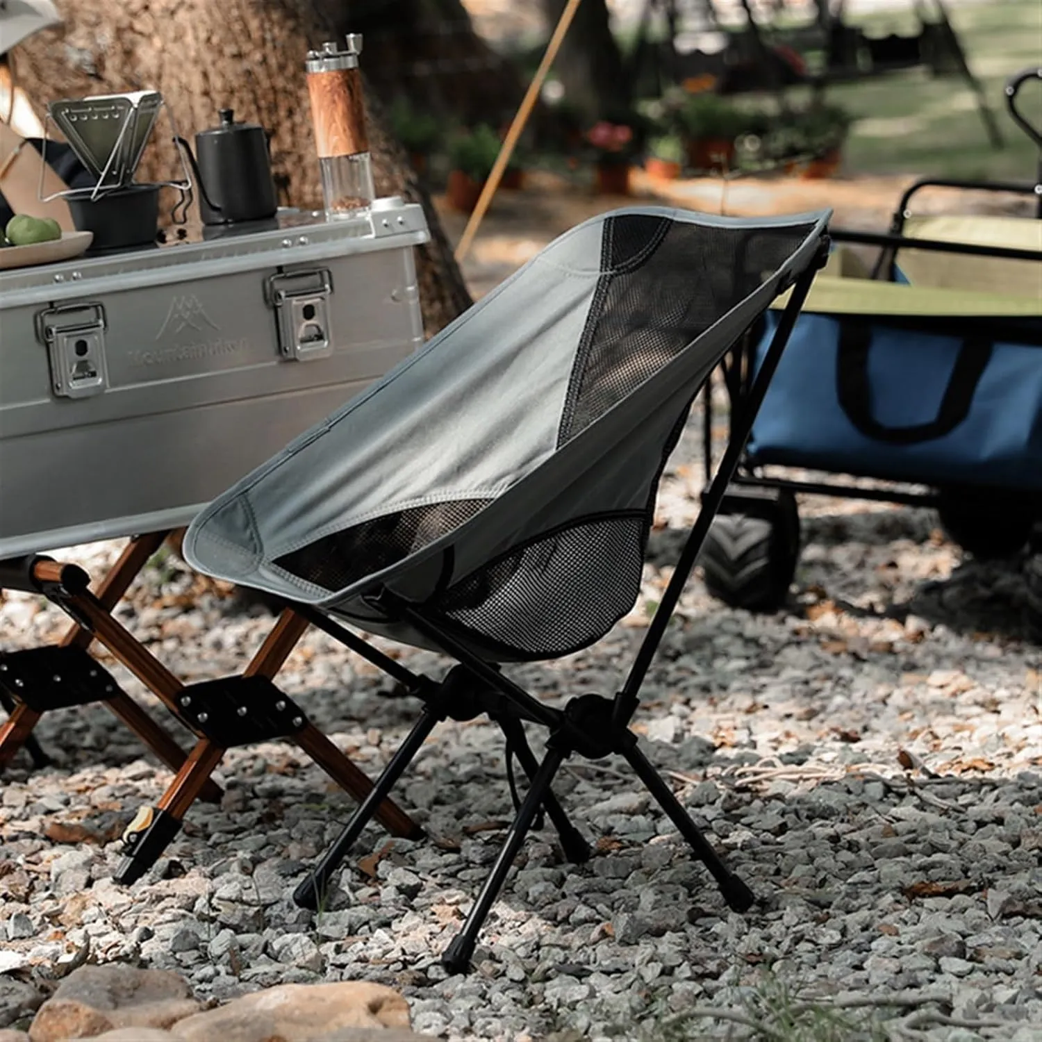 Portable Stool Portable Folding Chair Can Be Stored Fishing Small Stool Painting Sketching Backrest Chair Breathable Mesh Picnic Chair Folding Stool(Beige,14.6 * 13.2 * 34.6in)
