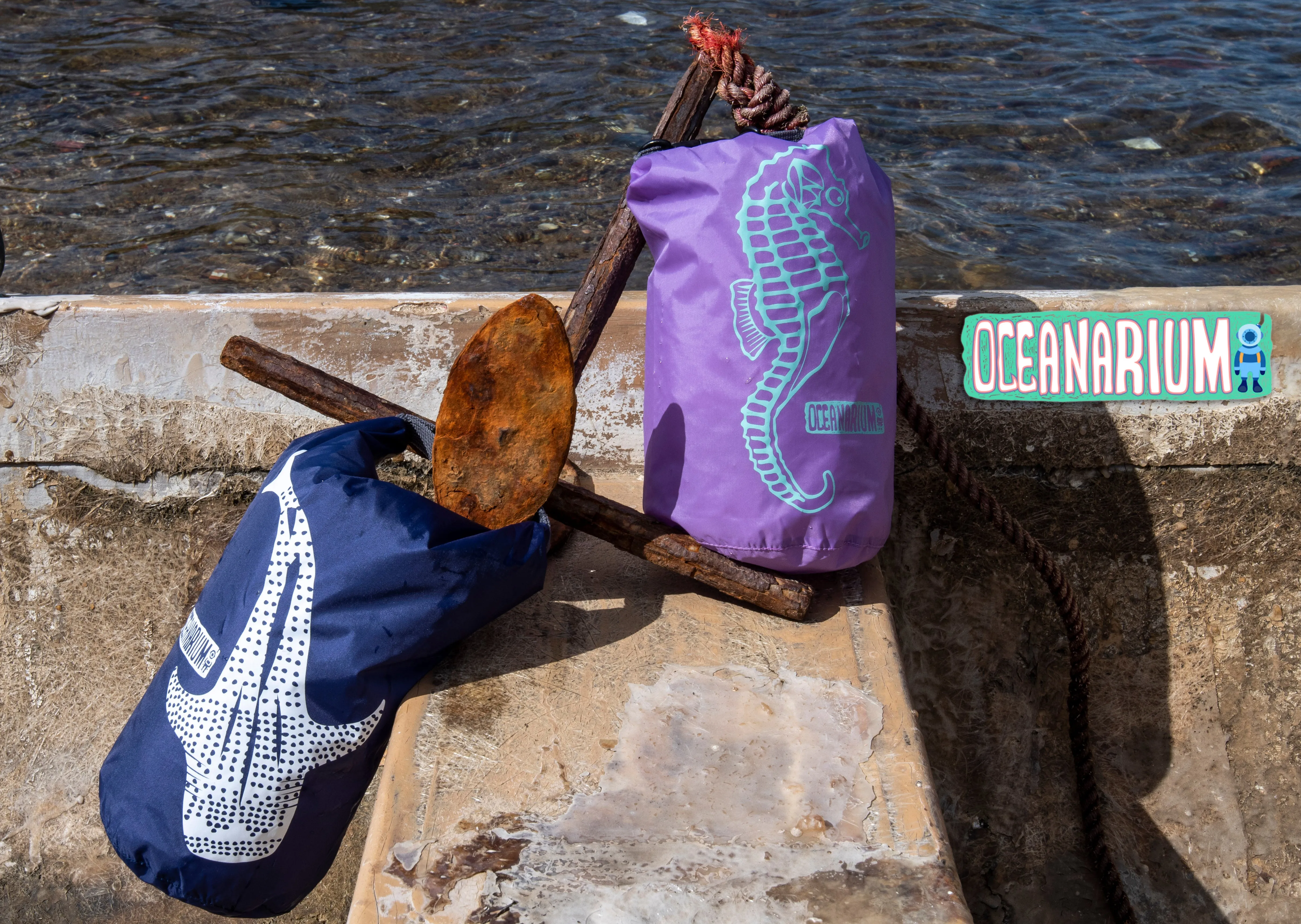 PURPLE SEAHORSE DRYBAG (2L)