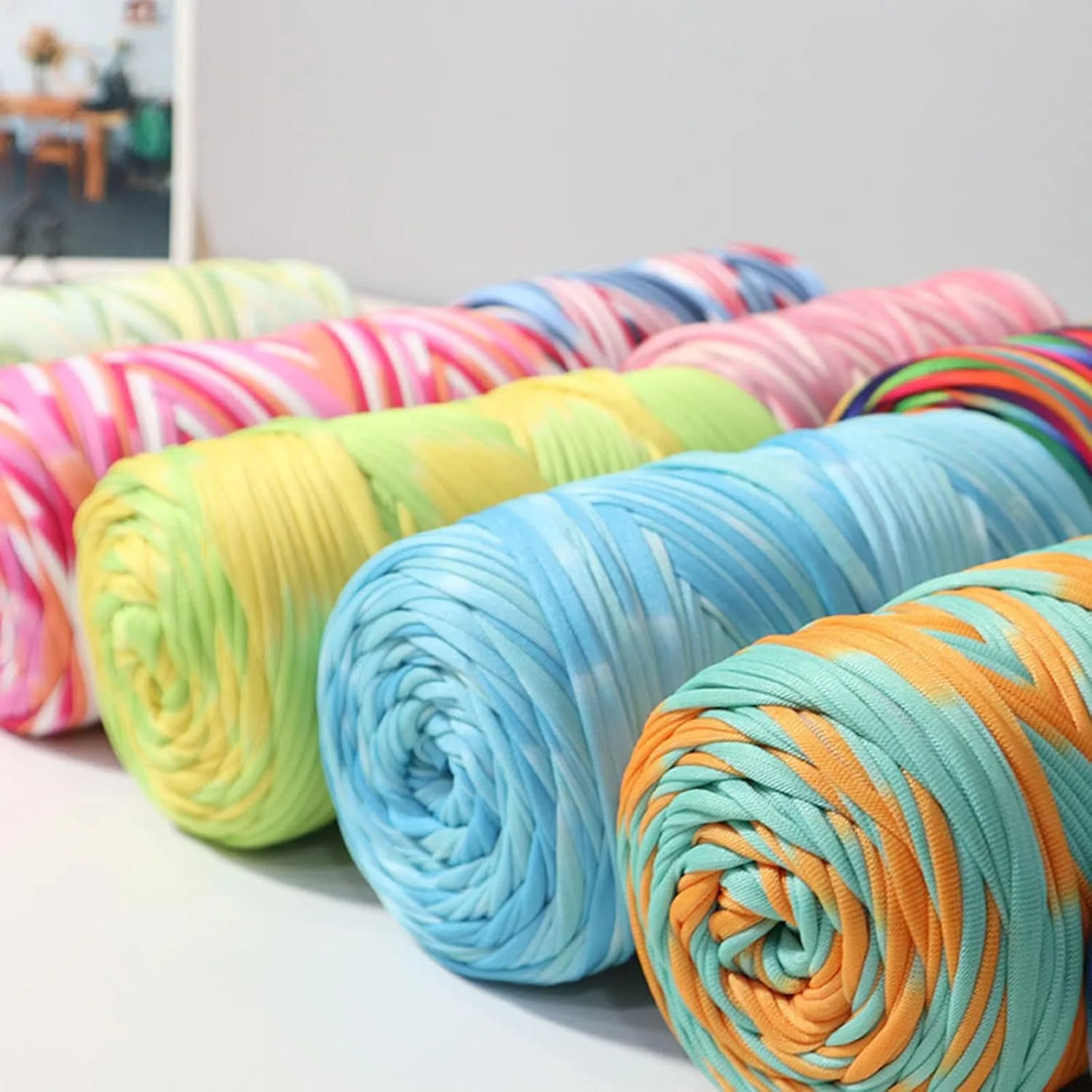 T-Shirt Yarn 160 Yards Knitting Fabric Crochet Cloth Colorful Tshirt Yarn for Crocheting Beginners DIY Hand Craft Bag Blanket Cushion Projects
