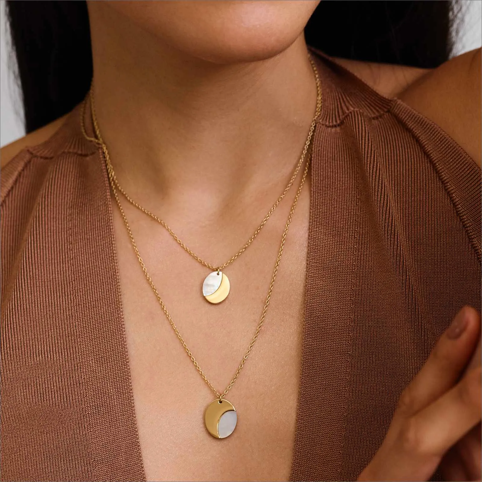 Unite Mother of Pearl Set